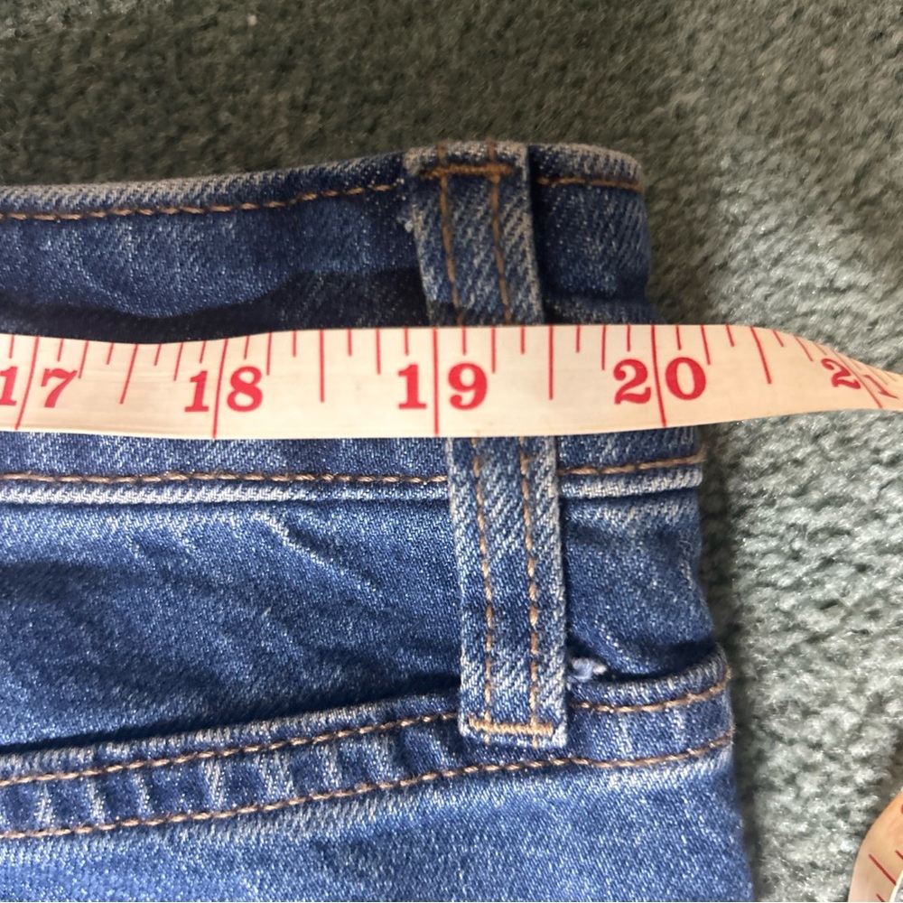 Universal Thread Blue Denim Button-Fly Jeans size… - image 7